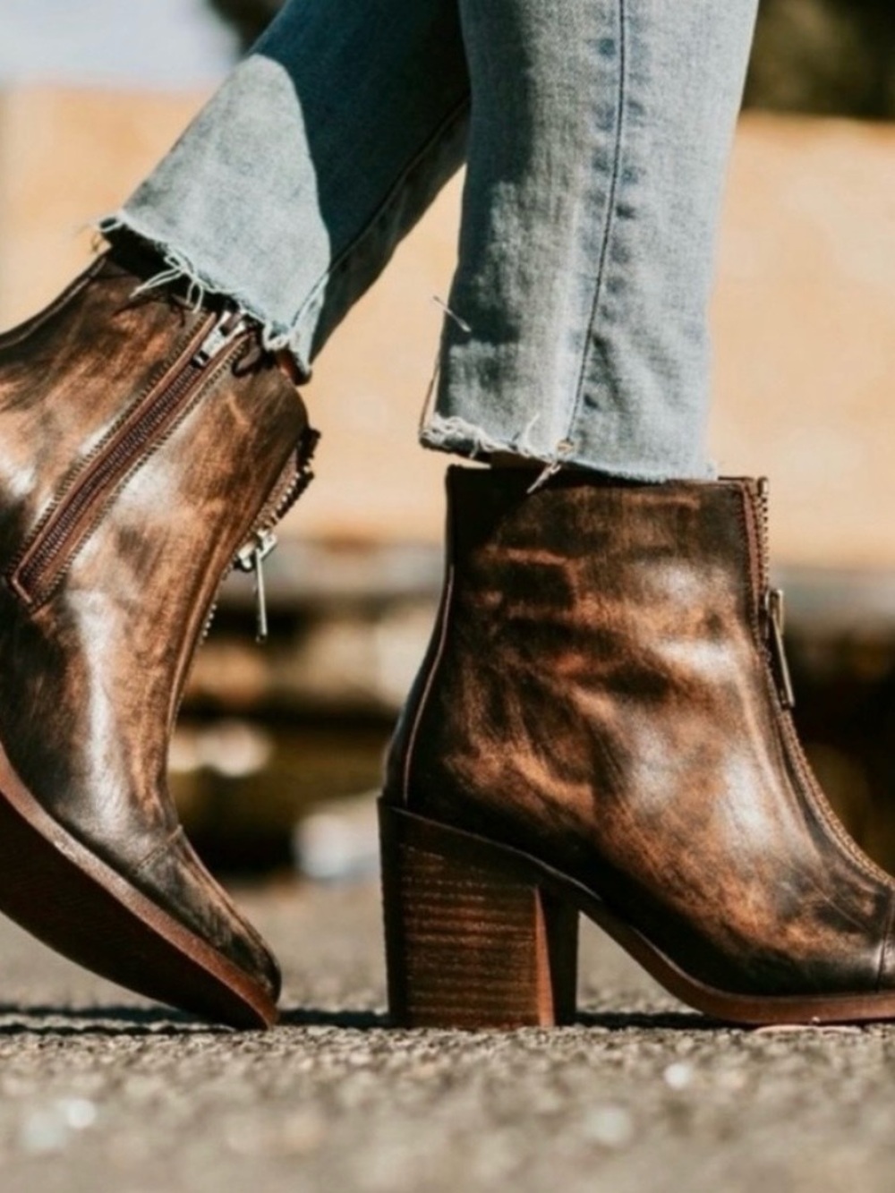 Freebird By Steven CLAIRE Distressed Western Leather Zip Front Block Heel Boot 7